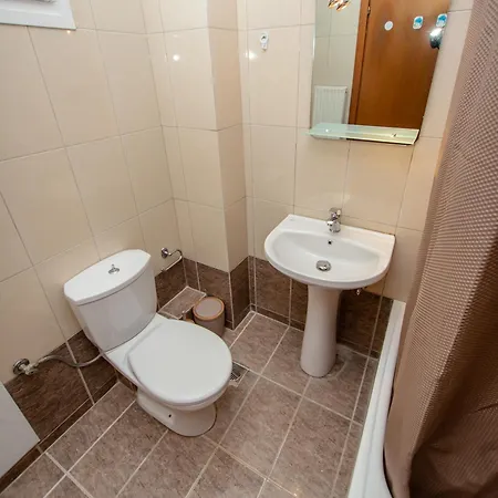 Theros 5 Apartment *
