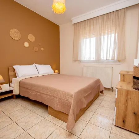 Theros Apartment